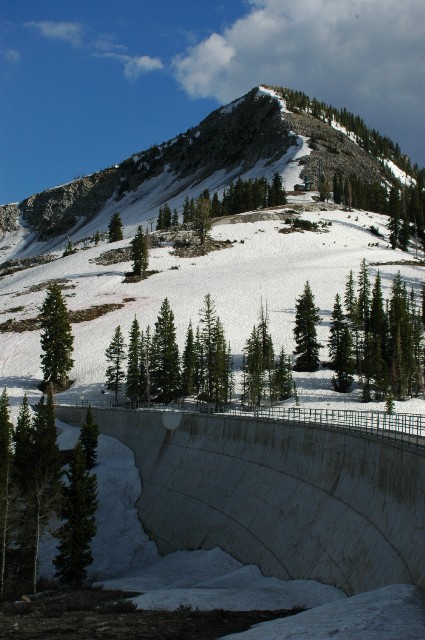 Twin Lakes Dam