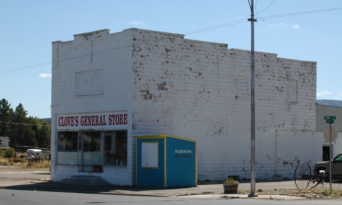 Clove's General Store