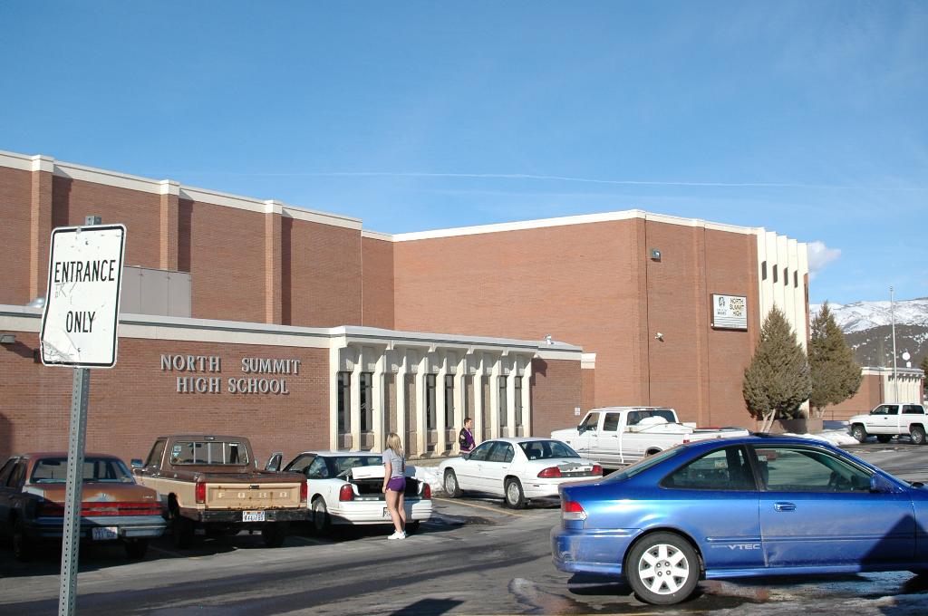 North Summit High School