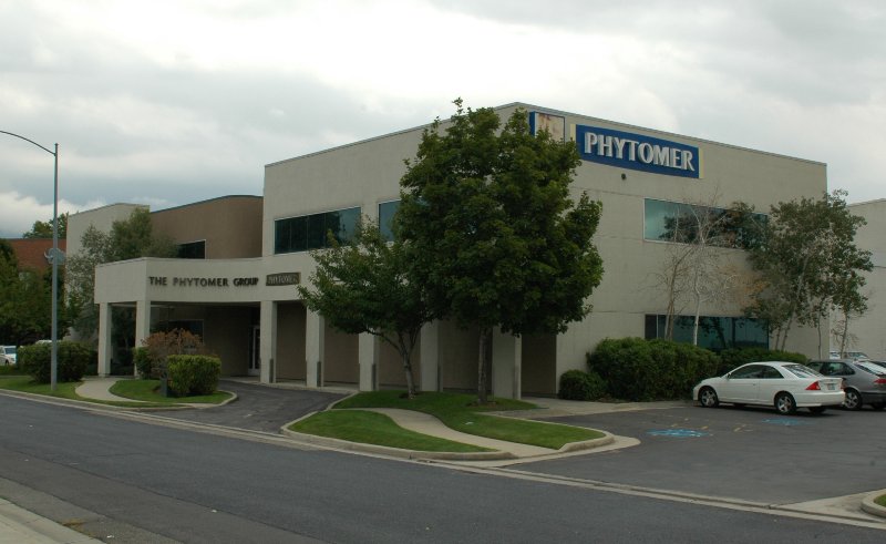 Phytomer Distribution Center