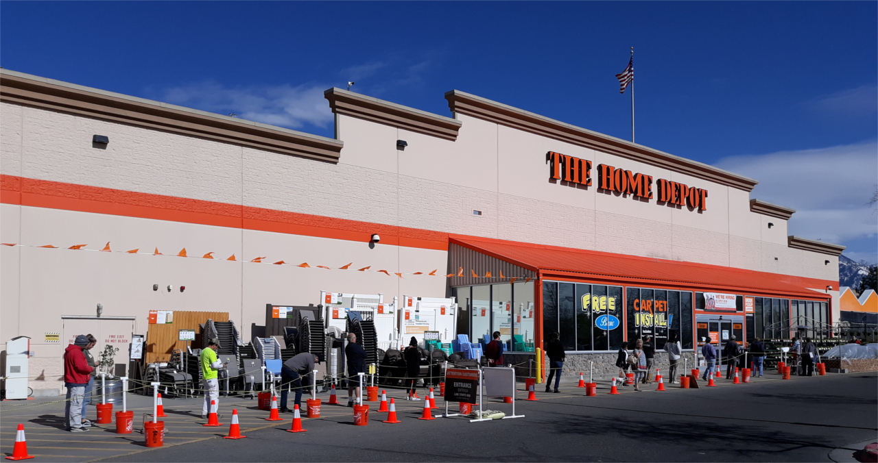Line at Home Depot